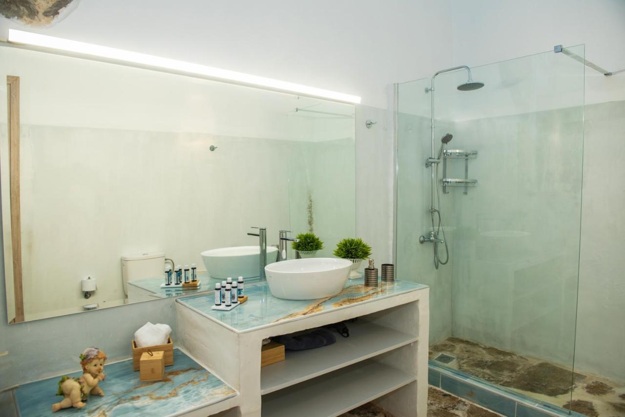 Margietta'S Suites نافبليو المظهر الخارجي الصورة
