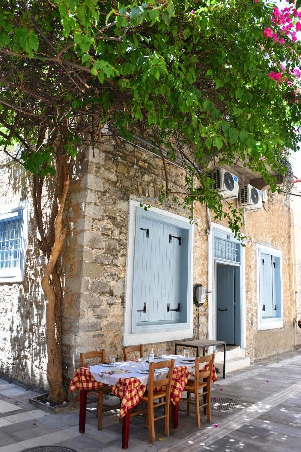 Margietta'S Suites نافبليو المظهر الخارجي الصورة