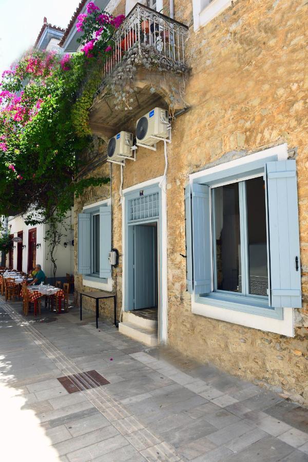 Margietta'S Suites نافبليو المظهر الخارجي الصورة